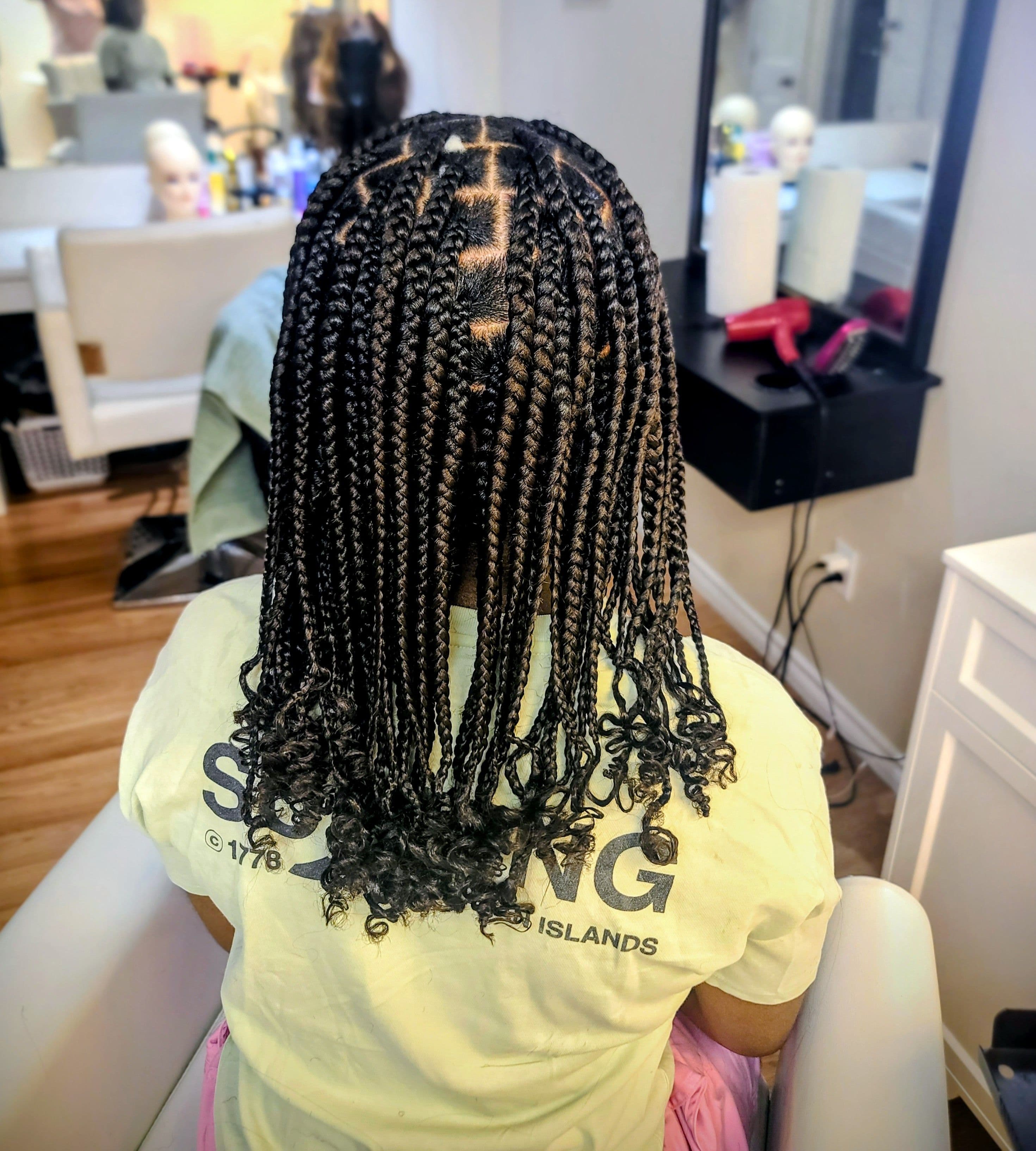 Short knotless braidsin Cambridge Ontario - professional hair services